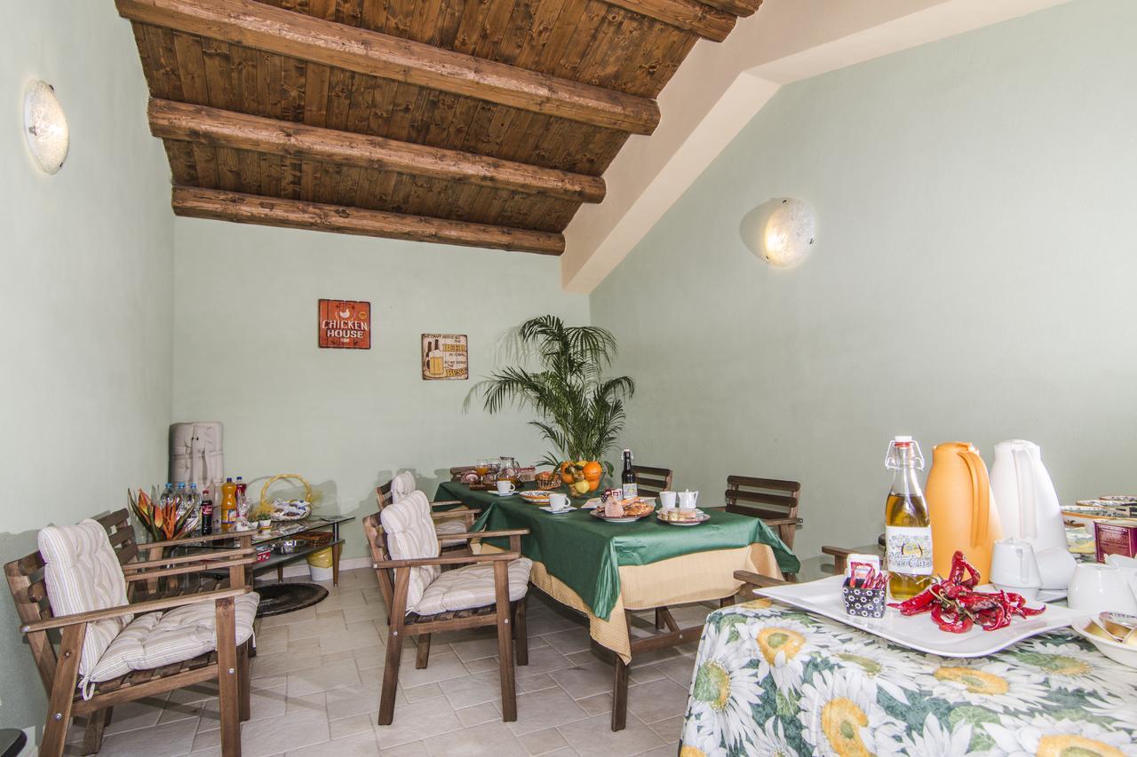 Abbraccio Del Carrubo Bed & Breakfast Scicli Exterior photo