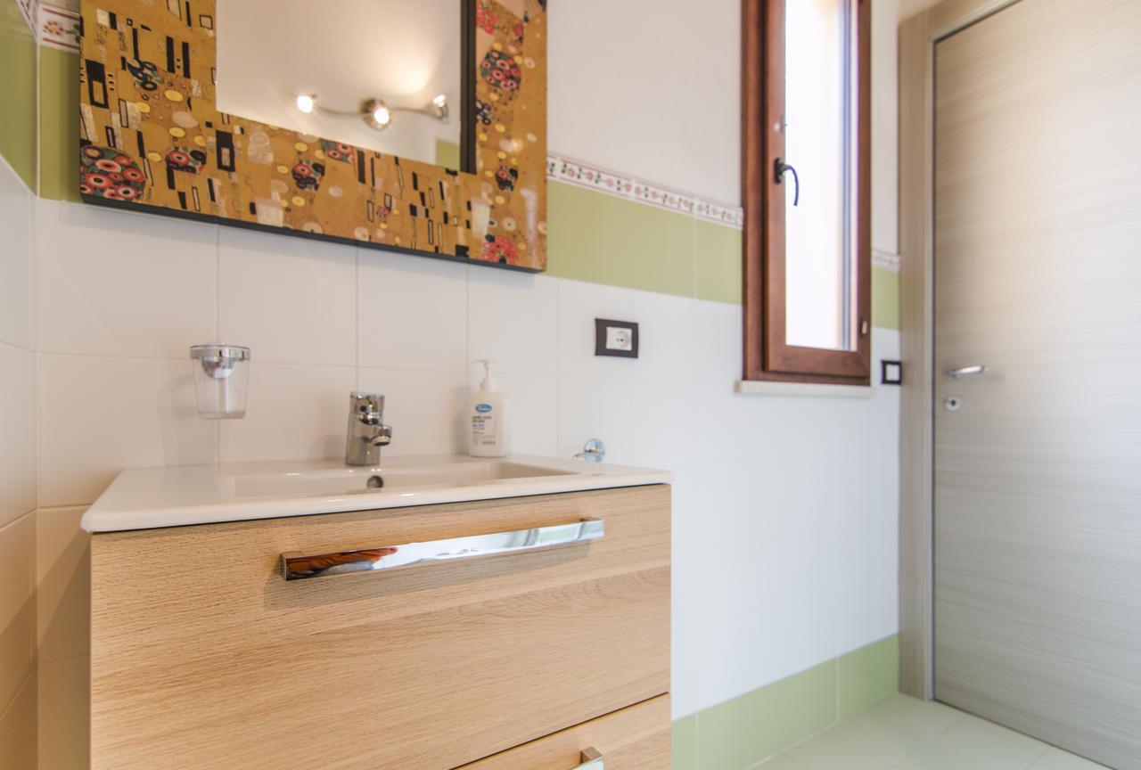 Abbraccio Del Carrubo Bed & Breakfast Scicli Exterior photo
