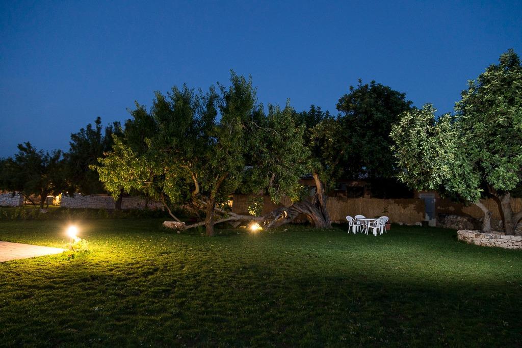 Abbraccio Del Carrubo Bed & Breakfast Scicli Exterior photo